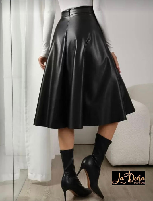 Falda midi vinipiel