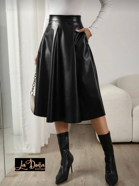 Falda midi vinipiel