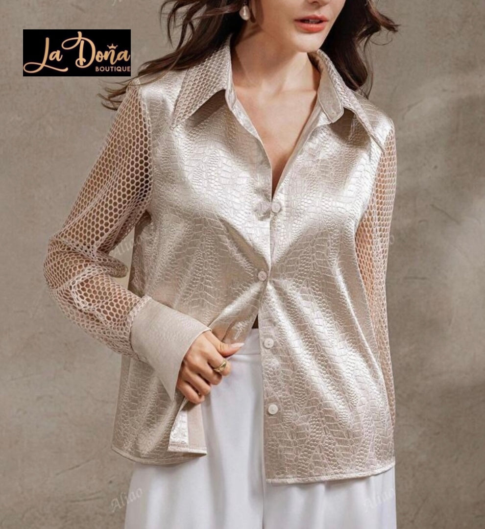 Camisa vinipiel con mangas transparencia