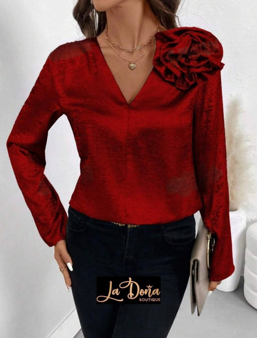 Blusa metalica con flor 3D