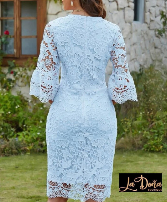 Vestido de encaje midi