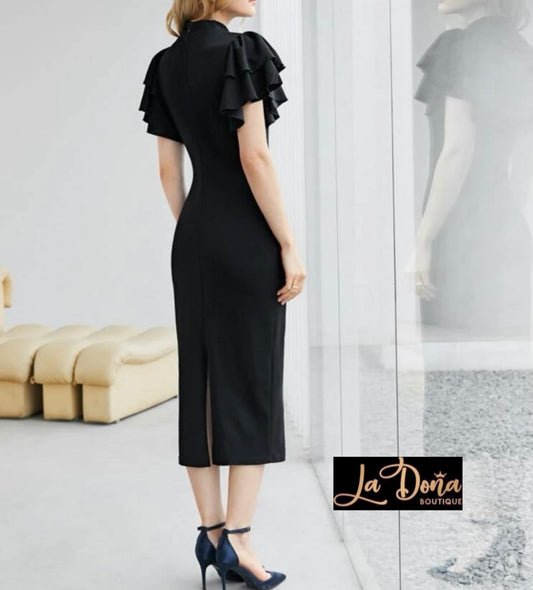 Vestido negro corte lápiz