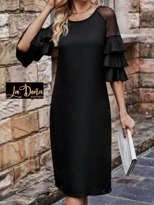 Vestido negro suelto con manga