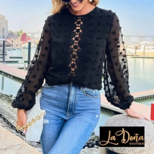 Blusa negra encaje