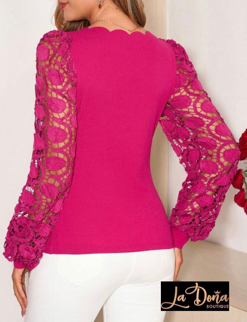Blusa rosa con encaje