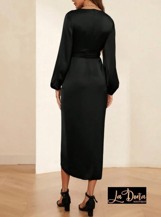 Vestido satén con cinto
