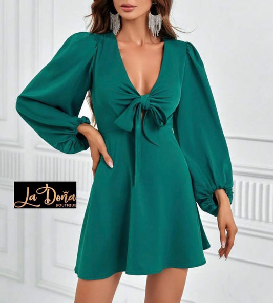Vestido verde con moño