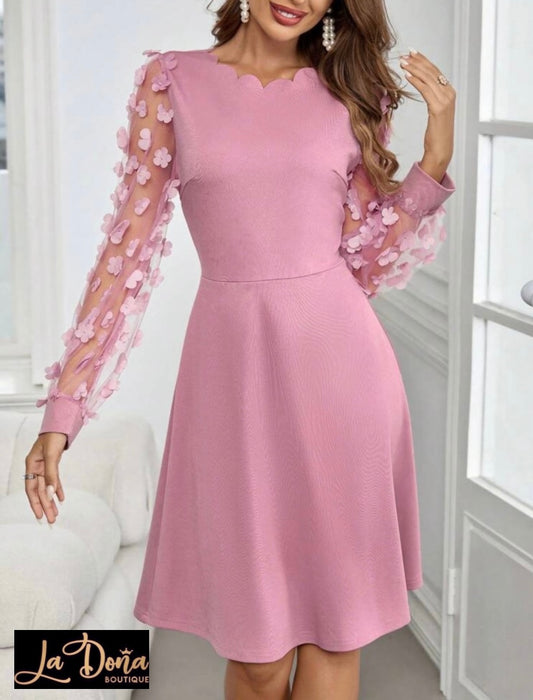 Vestido con mangas aplique flores