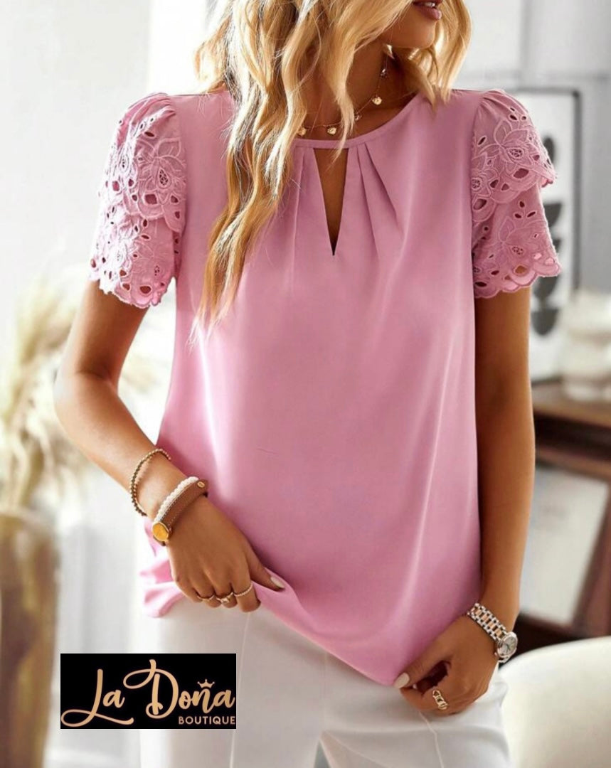 Blusa rosa encaje
