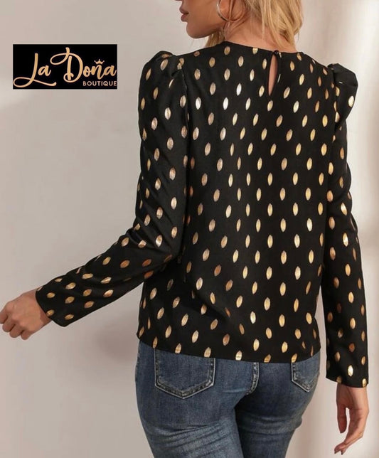 Blusa con óvalos dorados