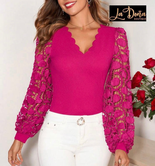 Blusa rosa con encaje