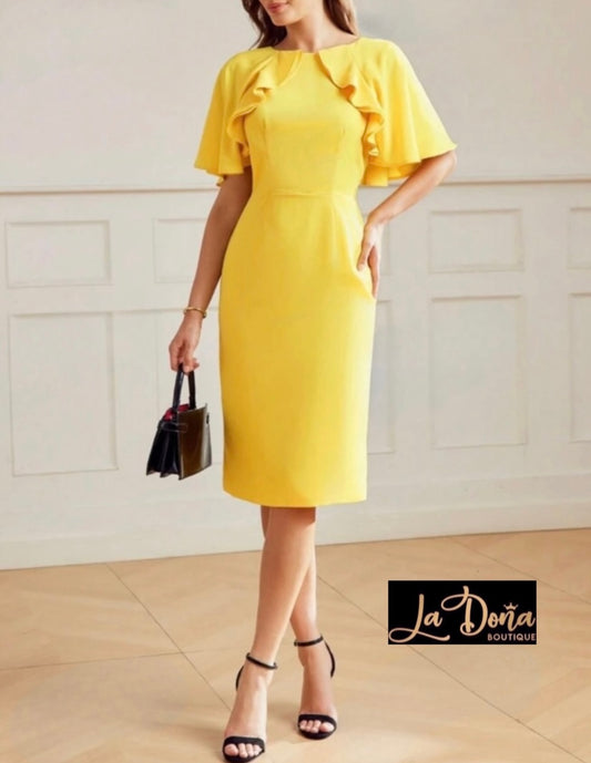 Vestido elegante midi con capa