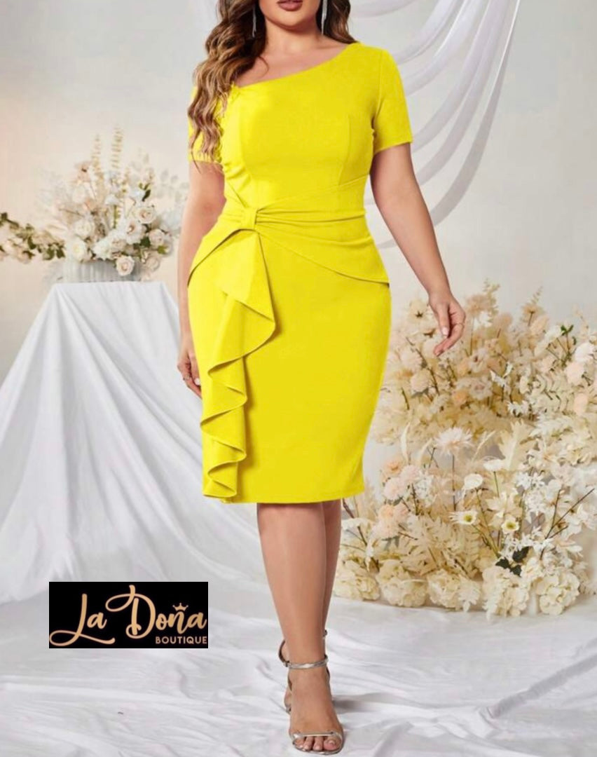 Vestido amarillo con olanes y mangas