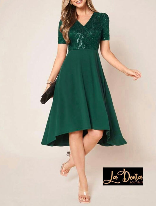 Vestido verde lentejuelas asimétrico