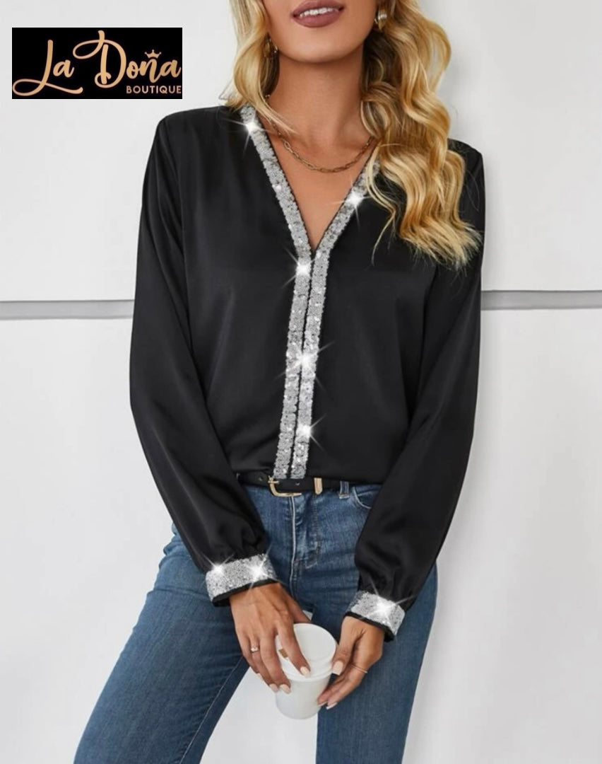 Blusa negra con lentejuela plata